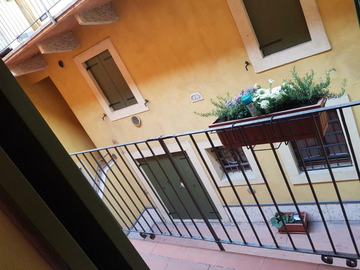 Villa Elly'S House Verona Exterior foto